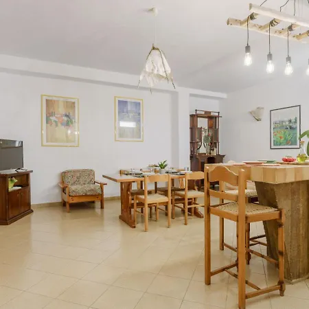 Appartement Gaia Giallo By Interhome