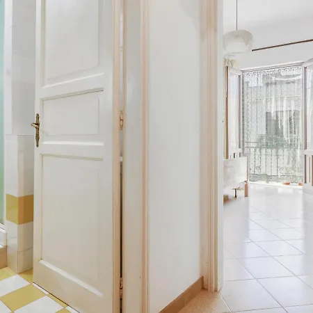 Gaia Giallo By Interhome